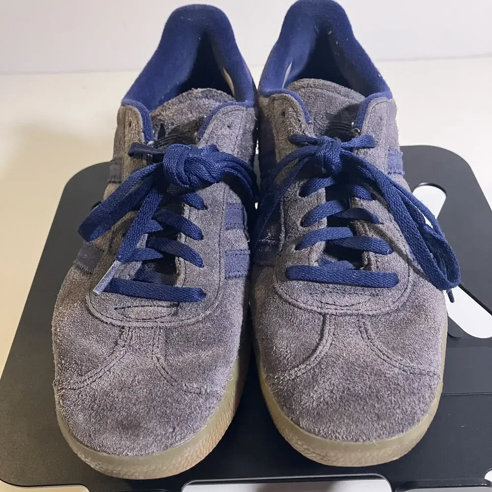 Adidas Gazelle Shoes Mens Size 7.5 Blue Suede Classic Low Top Sneakers‎ Gum Sole